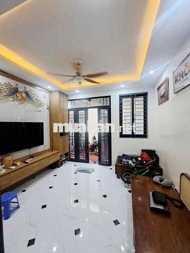 🏡 BÁN NHÀ-NGÃI CẦU- HOÀI ĐỨC- GIÁ 4,X TỶ- GẦN OTO- 32M-4 TẦNG