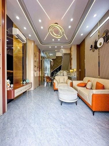 BÁN GẤP NHÀ TÂN BÌNH CHỈ 2.4 TỶ NGAY LAM SƠN GẦN SÂN BAY SHR