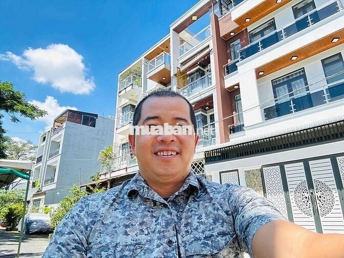 SIÊU PHẨM!!! NHÀ MỚI NHÀ BÈ, DỌN VÀO Ở NGAY, 4 TẦNG, THANG MÁY TRONG N