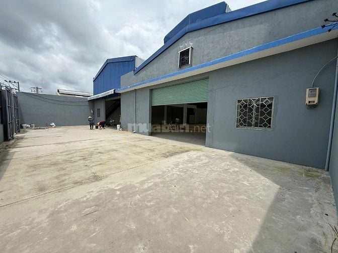 Cho thuê kho 800m2 Võ Văn Vân , Bình Chánh , giá : 55tr/TH, điện 3 pha