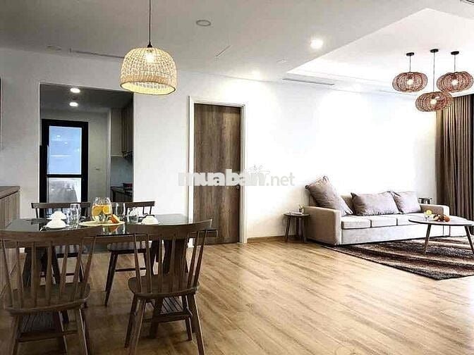CẦN BÁN - CĂN HỘ CHUNG CƯ CAO CẤP - DT 146m2 - 3 PN - 2 Wc - GIÁ TỐT