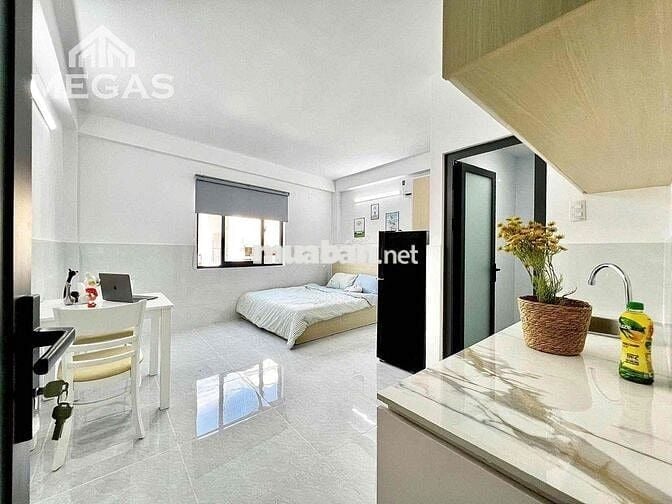 Phòng trọ cho thuê giá rẻ gần Đại Học Kinh Tế hồ con Rùa - Cửa sổ 30m2