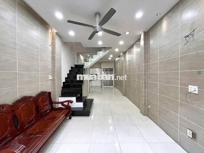 Chính chủ bán nhà 1 trệt 1 lầu 67m2/1ty350 2PN, 2WC Tân Kim Cần Giuộc