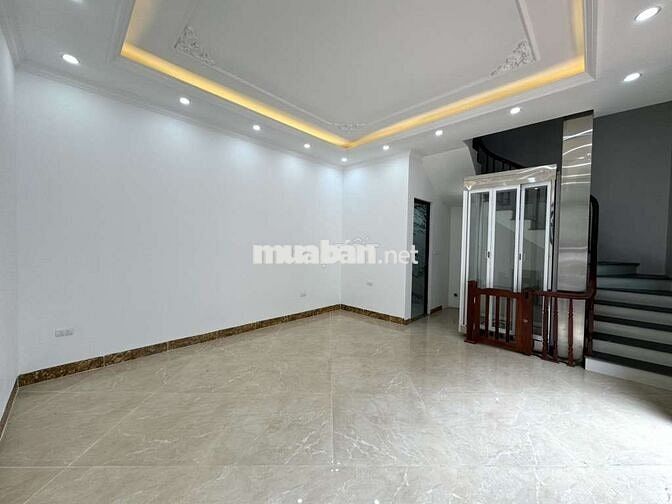 💥Lô Góc 5 Tầng - Thang Máy - Oto Đỗ Cửa - Hàng Xóm ParkCity Đẳng Cấp