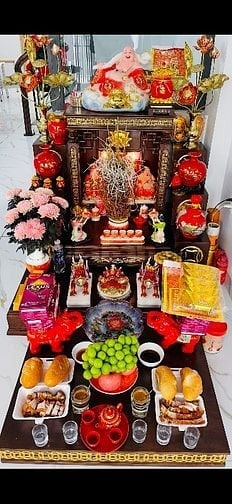 Cần tuyển nhân viên nam nữ bán hàng 