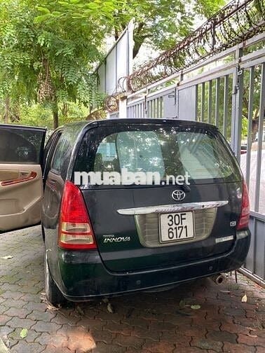 Toyota Innova 2007 G - 250000 km