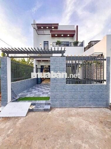 GĐ ký gửi 1 trệt 1 lầu giá 1 tỷ 850tr, DT 5x30m, Tân An, Bình Dương