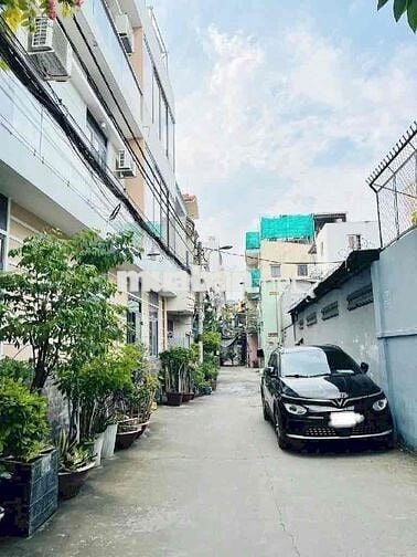 Quá Rẻ. Chỉ 8 Tỷ. DT 67m2 Cầu Nguyễn Văn Cừ, Quận 8