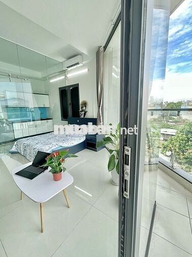 Căn Hộ 1PN 45m2_Balcony Lớn_Máy Giặt Riêng_Thang máy_Oto Tận nhà