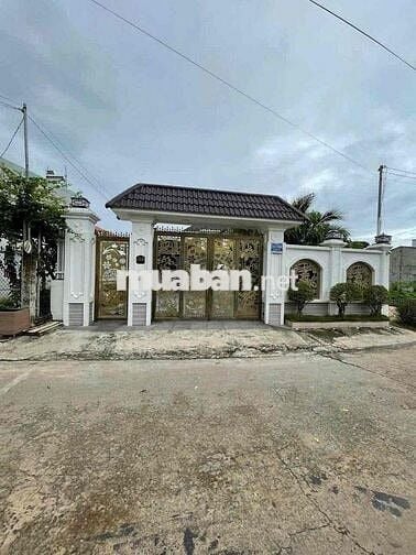 CẦN BÁN BIỆT THỰ SÂN VƯỜN KIỂU NHẬT TẠI ĐỊNH HOÀ BÌNH DƯƠNG