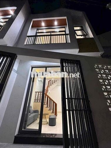 Bán nhà hẻm nhánh hẻm 311 Nguyễn Văn Cừ gần cao đẳng y tế giá 2,86 tỷ