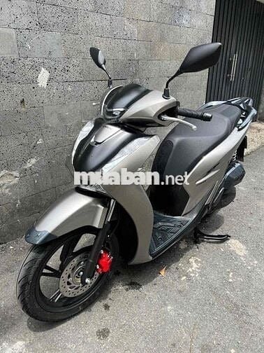 cần bán sh160abs 2025 đi 900km