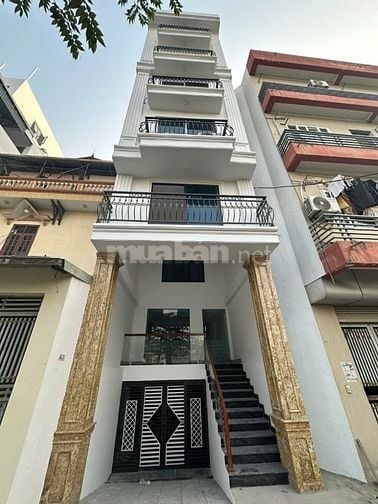Chính chủ bán nhà phân lô 2 mặt tiền đường oto ngõ 106 Hoàng Quốc Việt