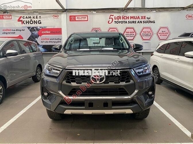 Toyota Hilux 2025 2.4L 4x2 AT