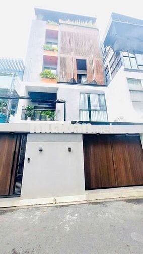 Cho thuê nhà 436A Đường 3/2, Phường 12, Quận 10.