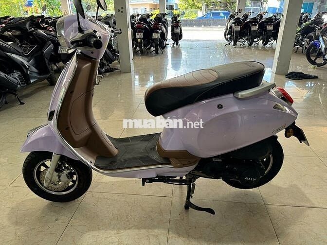 Vespa 50cc 2023