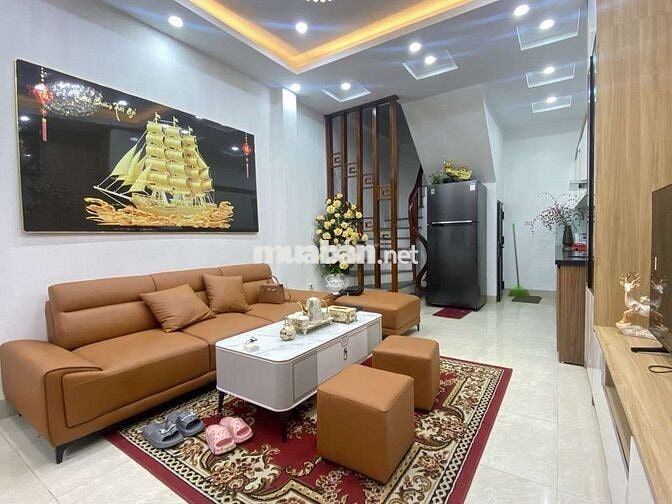 Bán nhà phố Cổ  Linh- đối diện TTTM Aeon Long Biẻn 30 × 7.150 tỷ