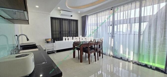 Penhouse 1PN 65m2 có dọn phòng, top view, đi bộ 3' ra biển, mới 100%