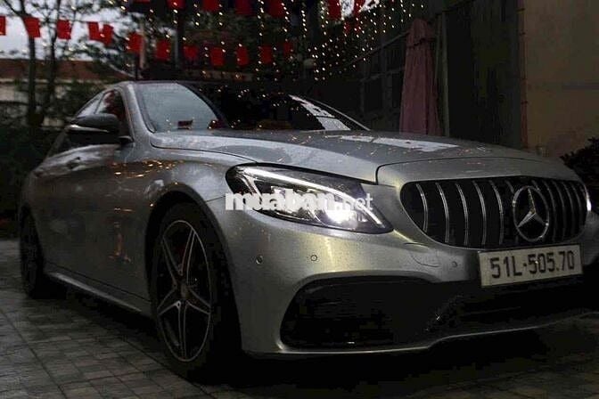 Mercedes Benz C Class 2015 C250 AMG - 100000 km