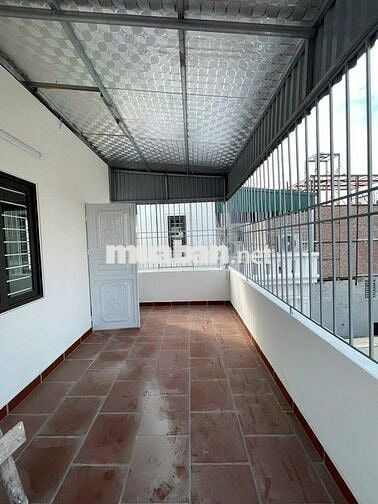 Nhà Mới 40m2 Phố Trạm, Ngõ Nông Thẳng 3 Bước Ra Ô Tô Tránh Dừng Đỗ