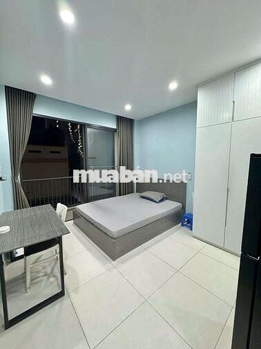 Căn Hộ Studio Bancong Ngay Phố Ẩm Thực Phan Xích Long Giá Chỉ 6tr