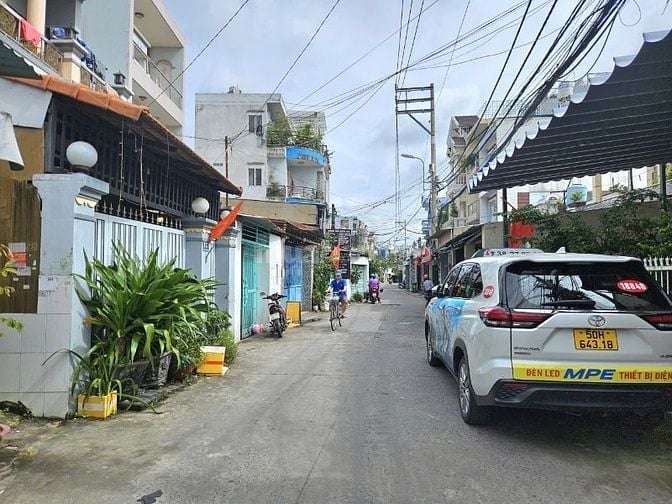 Bán nhà Tân Hưng Thuận quận 12 - đường 6m - 4,8m x 23m - 7 tỷ 999