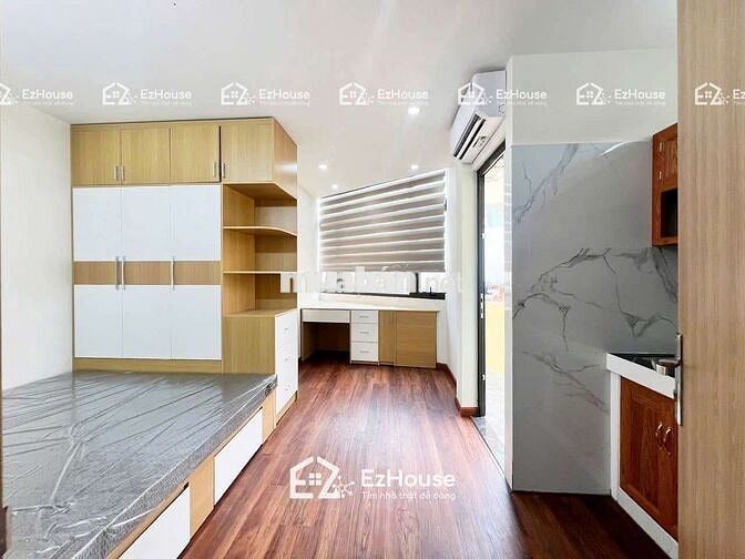 Studio ban công - mới xây gần sân bay và giáp Phạm Văn Đồng