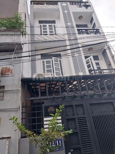 BÁN NHÀ 4 TẦNG 5×20 HƯỚNG NAM CÓ THU NHẬP ỐN ĐỊNH GẦN CHỢ TRƯỜNG HỌC 