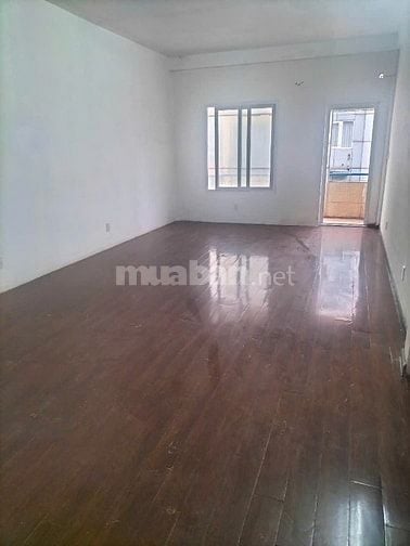 Bán căn hộ 56m² có sân thượng rộng tại Bùi Viện, Quận 1 – Giá chỉ 4,3 