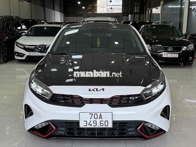 Kia K3 2022 Màu trắng Full đồ chơi