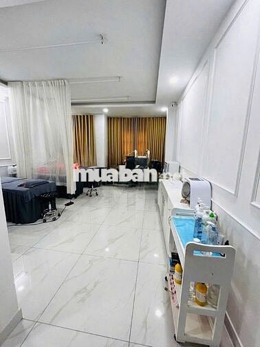 Cho thuê nhà Hẻm Xe Hơi 351 Lê Văn Sỹ, Phường 13, Quận 3.