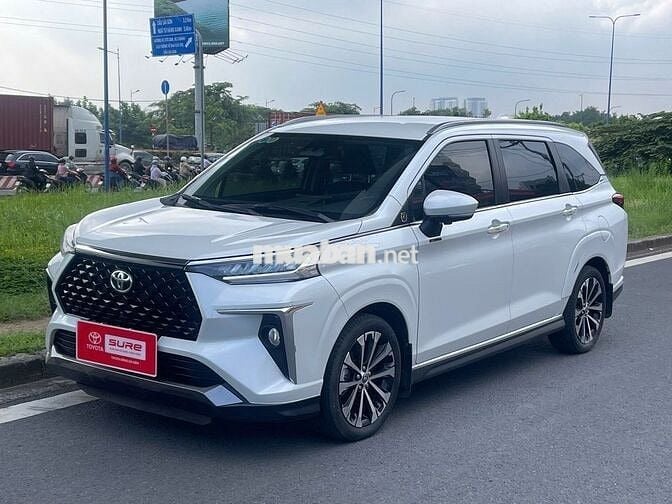 Veloz Top 2023 - Màu Trắng - Xe đẹp tại hãng
