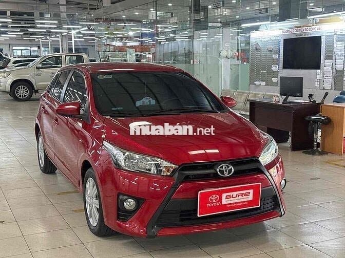 Toyota Yaris màu đỏ 2016 máy 1.5E nhập thái xe zin
