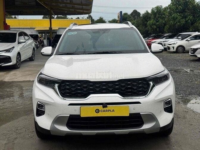 Kia Sonet 2024 1.5 Premium	 - 31000 km