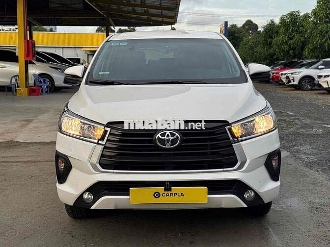 Toyota Innova 2024 E 2.0 MT - 26000 km