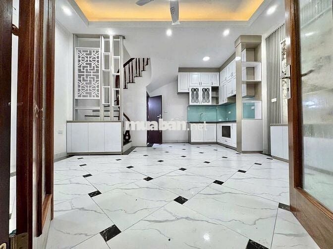 Bắc Từ Liêm - mặt tiền 5m - 5 tầng diện tích rộng CHỈ 6,2 TỶ