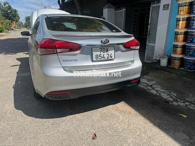 Kia Cerato 2017 1.6 AT - 290 km