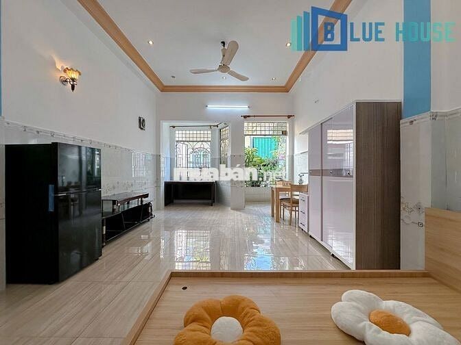 Cho Thuê Căn Hộ 40m2 Có Ban Công Full Nội Thất Ngay Chung Cư Bàu Cát
