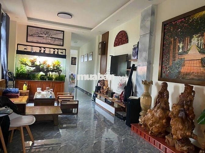 Nhà Phố 98m2 3 Tầng 5PN Đường Thông Thiên Học, Trung Tâm P.02 Đà Lạt