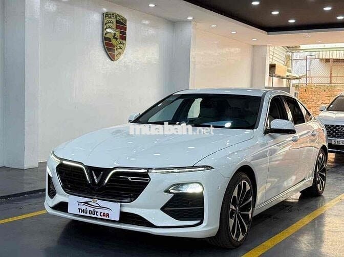 VinFast Lux A2.0 2019 Premium 2.0 AT - 60000 km