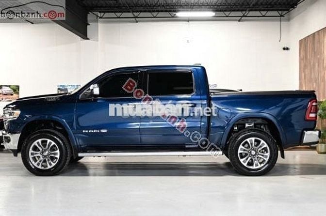 RAM 1500 Longhorn 5.7L 4x4 AT 2024