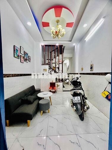 Nhà Sạch Sẻ DT 100m2 1Trệt 2Lầu 4Pn 3Wc Sân Xe Máy Gần Chợ Cầu Đồg