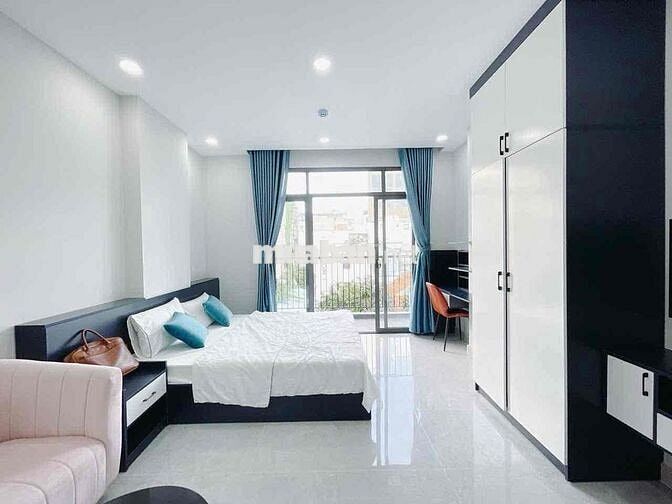 🏡Căn Hộ Ngay Chân Cầu Kiệu - 1PN Full Nội Thất - Bancol Thoáng Mát