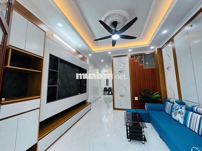 SIÊU PHẨM CỔ NHUẾ - LÔ GÓC - THANG MÁY - VỊ TRÍ ĐẸP - THÔNG CÁC NGẢ