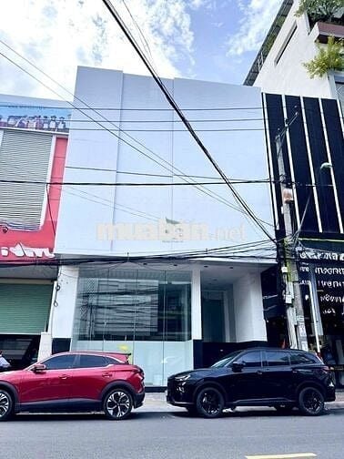 CHO THUÊ TOÀ 3 TẦNG 900M2 MẶT TIỀN ĐƯỜNG LỚN TTTP GIÁ 200 TRIỆU/THÁNG