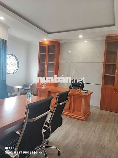 Nhà Full Nội Thất Gần Vạn Phúc