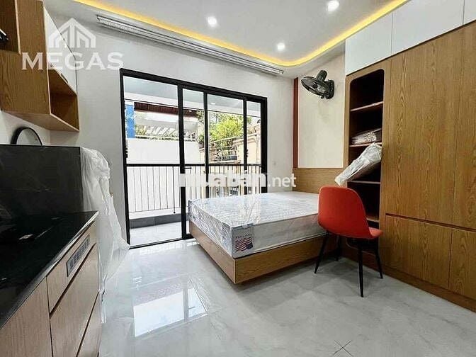 Cho Thuê Căn Hộ Một Phòng Ngủ Có Ban Công Ngay Vòng Xoay Cống Quỳnh