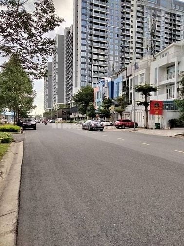 Cho thuê biệt thự mặt tiền đường Tạ Hiên dự án Hà Đô