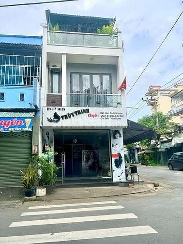 Chính chủ cần bán căn nhà gốc 2 mặt tiền, cho 18tr/tháng,Giá bán 850tr
