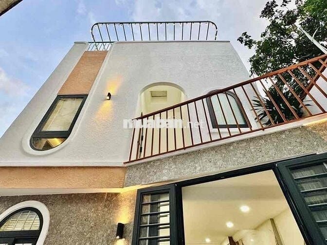 LÔ GÓC 2 MẶT HẺM XVNT – UNG VĂN KHIÊM –FULL NỘI THẤT – NGANG 5.2 M